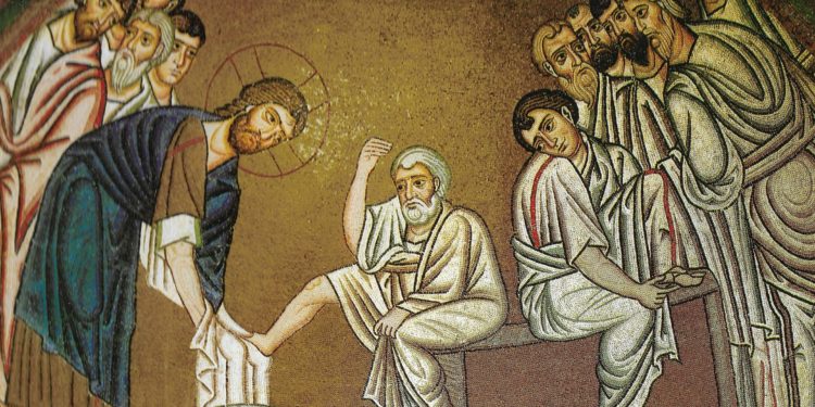 غسيل الأرجل – خميس الأسرار