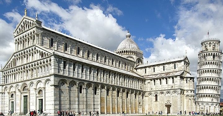 الفن الرومانسيكي في الكنائس – الفن الكنسي