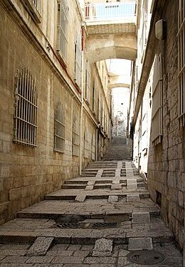 مع المسيح في طريق الآلام بـ”الجلجثة” (صور مراحل طريق الآلام)