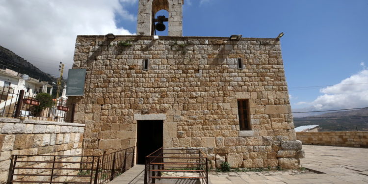 كنيسة مار ماما (إهدن) – كنائس لبنان