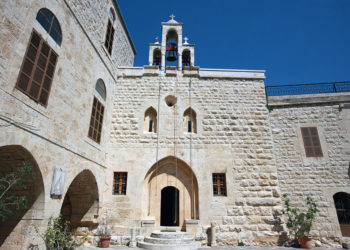 دير ريش موران حيث ذخائر القديس مارون – دير مار يوحنّا مارون (كفرحي) – كنائس لبنان