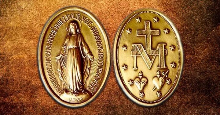 ظُهوراتُ العذراء والأيقونةُ العجائبيّة