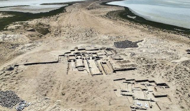 اكتشاف دير مسيحي بُني قبل أكثر من 1400 عام في الامارات المتحدة – كنائس متفرقة