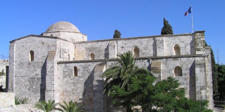 كنيسة القديسة حنة (سانت آن) مهد مريم العذراء – كنائس القدس