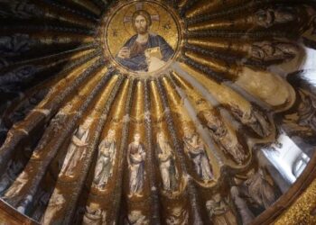 كنيسة خورا أو تشورا (كنيسة المخلص المقدس) مايسمى حاليا متحف قعرية – كنائس تركيا