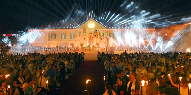 بفرح كبير وباحتفال ضخم…” يُطلق على البطريرك اسطفان الدويهي ومن الآن وصاعداً لقب طوباوي”