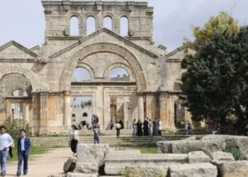 مار مارون: من هو القديس الذي يعد عيده عطلة رسمية في لبنان؟