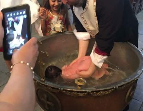 المعمودية المقدّسة وإيماننا