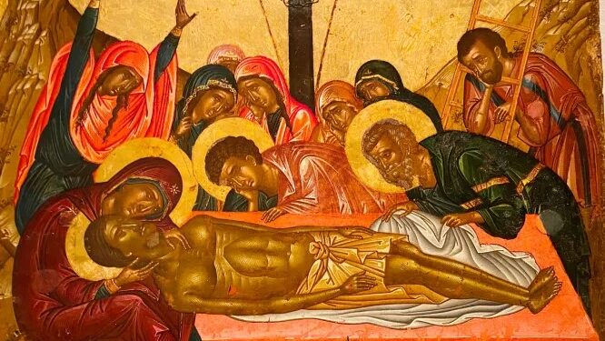 جنّاز المسيح: لماذا يرش الكاهن الشعب بالطيب وليس فقط صمدة القبر؟