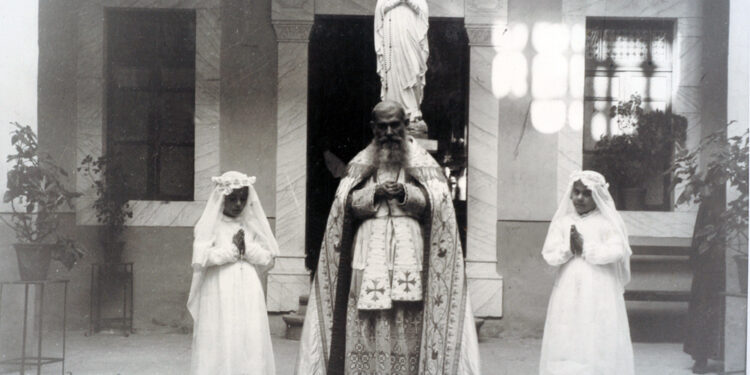 ما قصة أبونا يعقوب الكبوشي وسيدة البحر؟