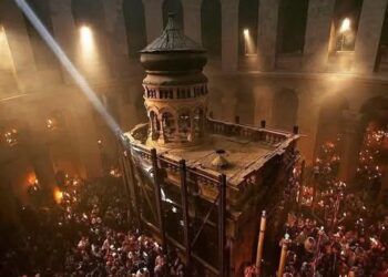 رأيتُ النور المقدس!