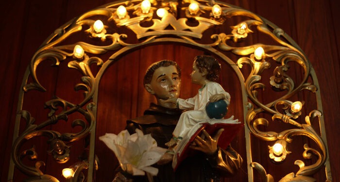 الأب الياس مرسوانيان يشرح أهمّية لسان القدّيس أنطونيوس البدوانيّ