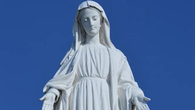 صوم السيّدة العذراء… ترَفُّع النفس والجسد قبل عيد الانتقال