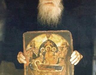 لماذا نطارد الظلمة؟ – القديس بورفيروس الرائي