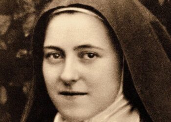 الإرشاد الرسولي للبابا فرنسيس: القديسة تريزيا الطفل يسوع تدلنا على الجوهري في الكنيسة وعلى المحبة والثقة برحمة الله