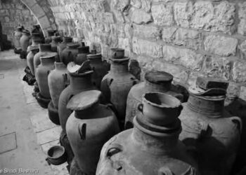 خوابي الفخّار التي لمسها مار شربل