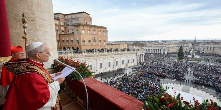 رسالة البابا إلى مدينة روما والعالم بمناسبة عيد الميلاد ٢٠٢٥