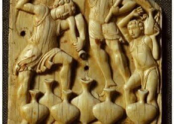 لوحة وتمثال للمسيح على العاج – تاريخ الايقونة