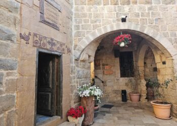 دير مار الياس شويا البطريركي – كنائس لبنان