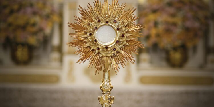 ساعة سجود – حضور الله في أعماقنا