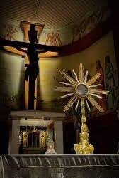 ساعة سجود – مسيرة الاتحاد بالمسيح من الصليب إلى القيامة